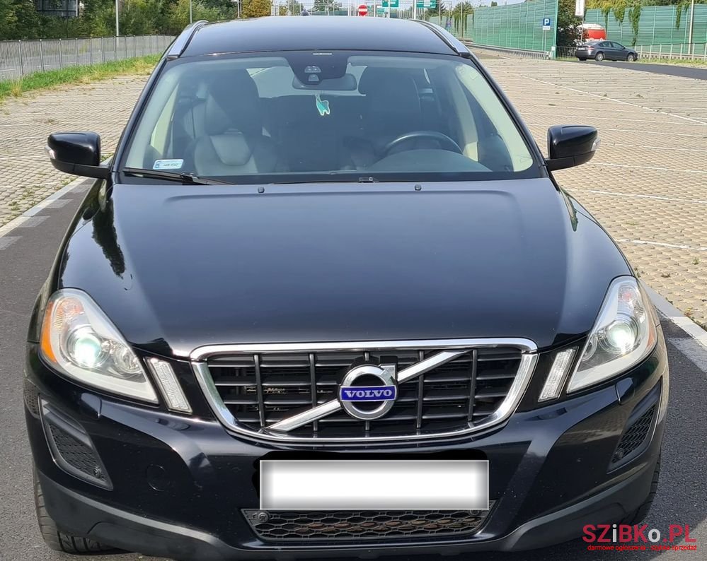 2012' Volvo Xc 60 D4 Momentum photo #3