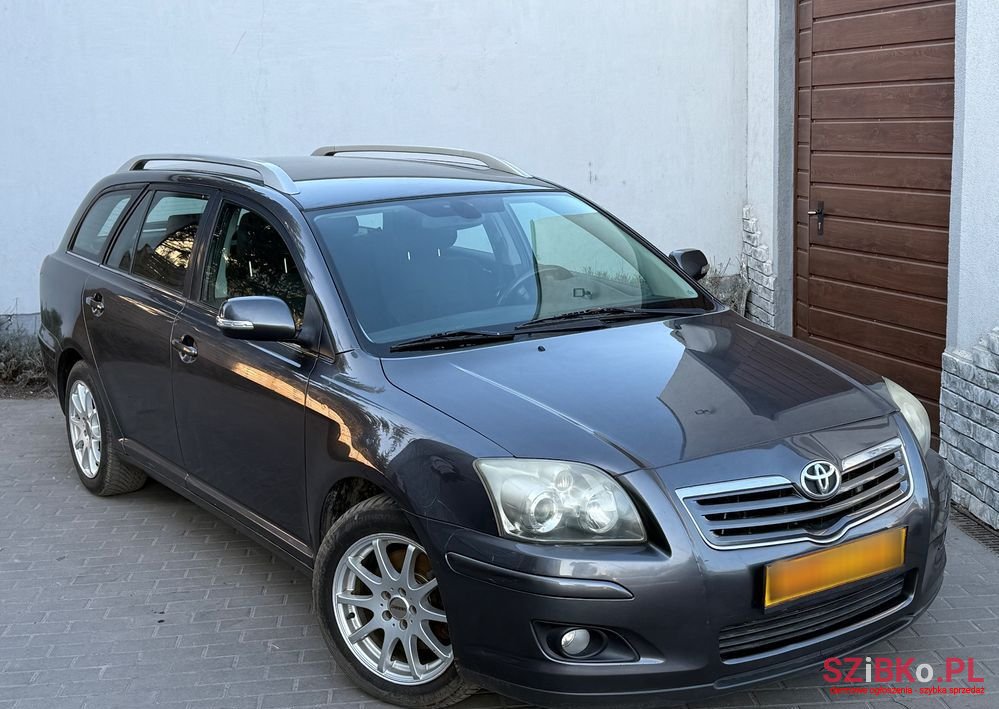 2008' Toyota Avensis 2.0 D-4D Premium photo #1