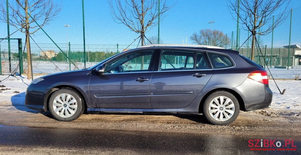 2008' Renault Laguna photo #2