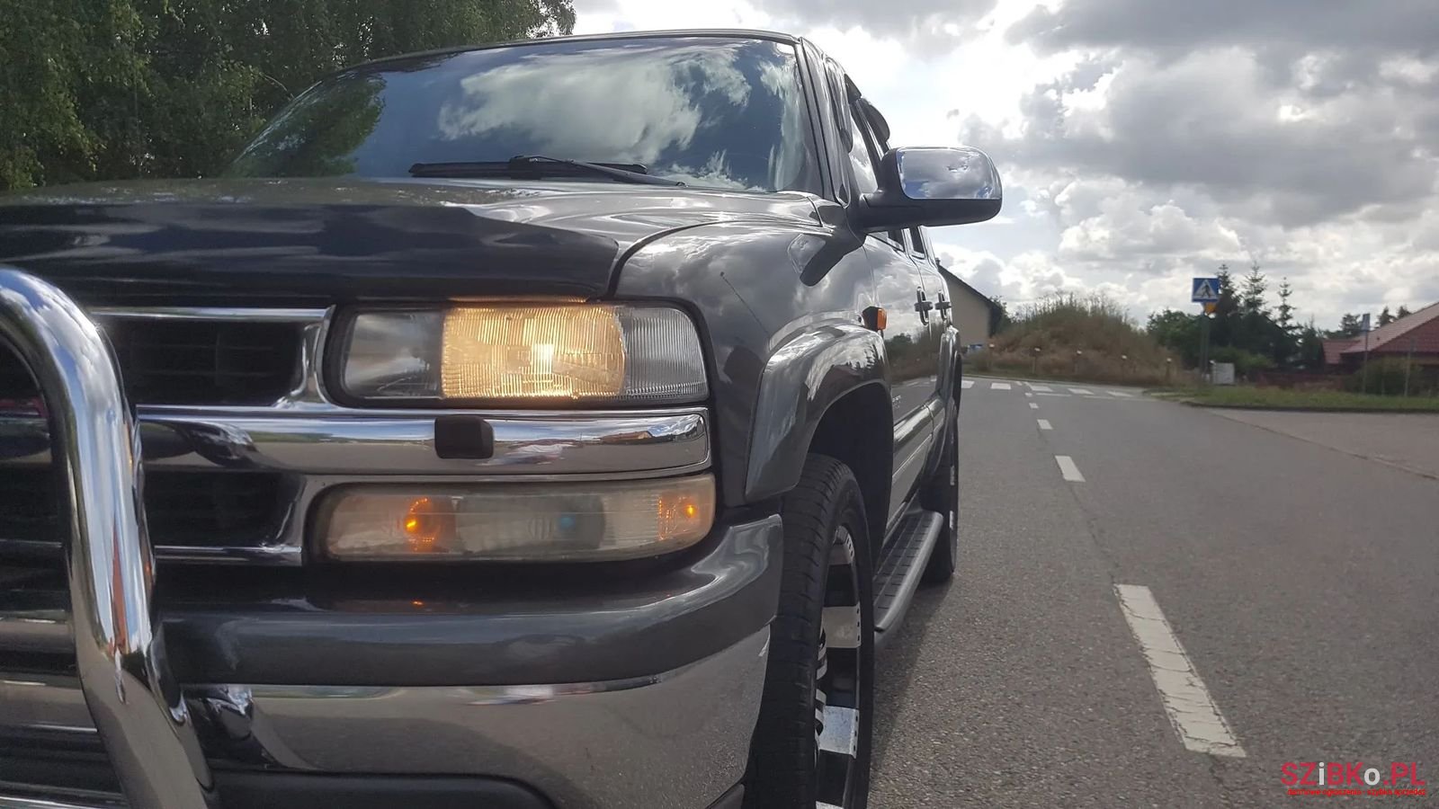 2001' Chevrolet Tahoe photo #3