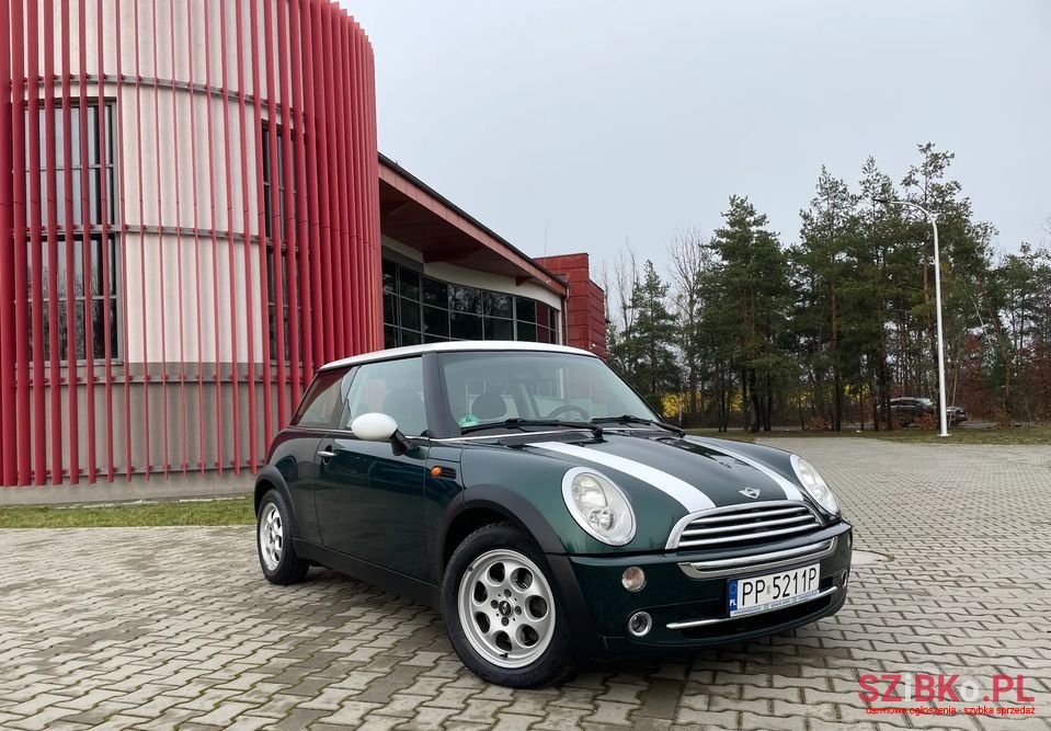 2004' MINI One photo #4