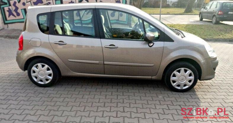 2009' Renault Modus photo #1