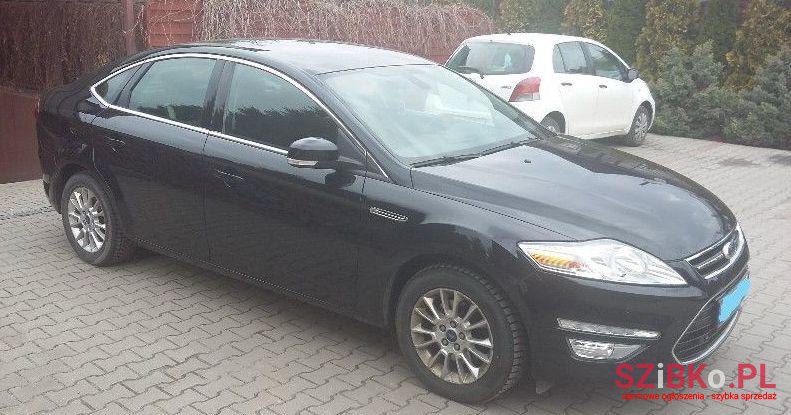 2012' Ford Mondeo photo #1