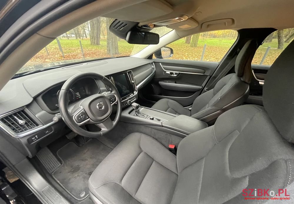2019' Volvo V90 photo #3