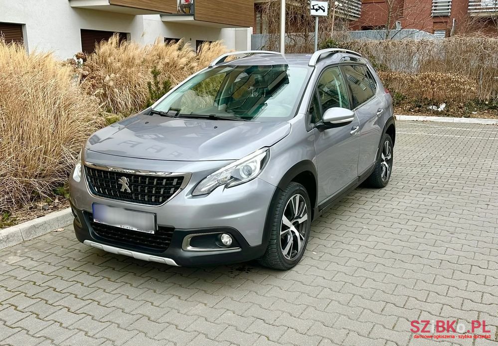 2019' Peugeot 2008 photo #3