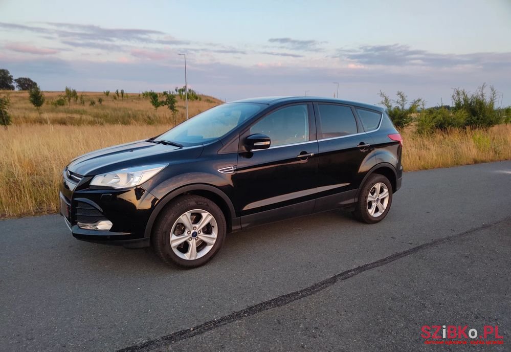 2015' Ford Kuga photo #3