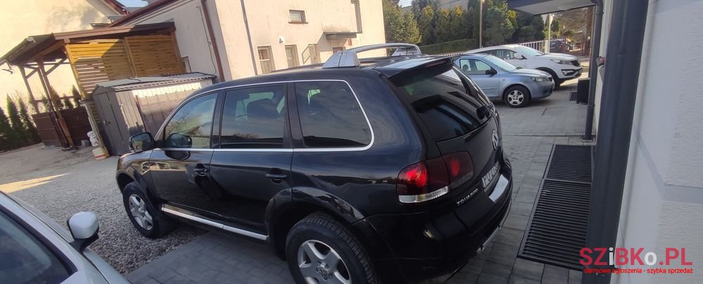 2004' Volkswagen Touareg 2.5 R5 Tdi photo #5