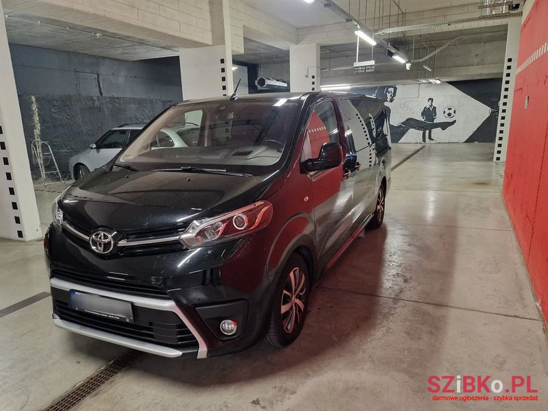 2021' Toyota ProAce Verso 2.0 D4-D Long Vip photo #5