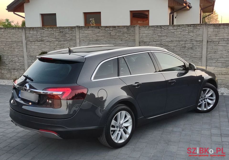 2014' Opel Insignia photo #3