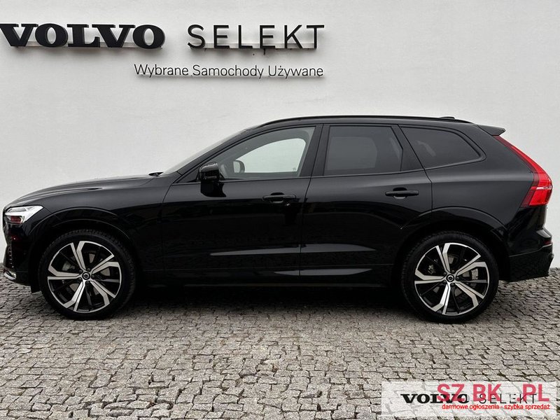 2023' Volvo Xc 60 photo #2