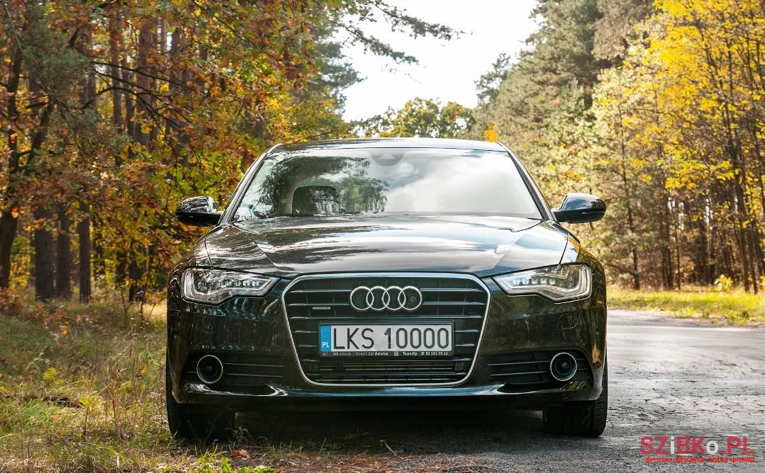 2011' Audi A6 S-Tronic photo #2