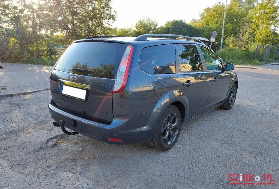 2008' Ford Focus photo #2