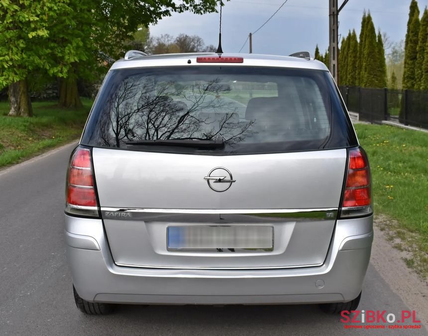 2005' Opel Zafira photo #3