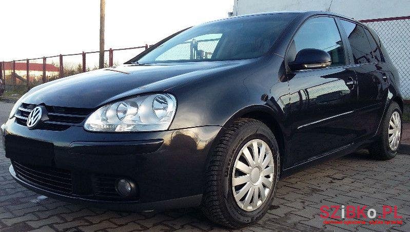 2007' Volkswagen Golf photo #2