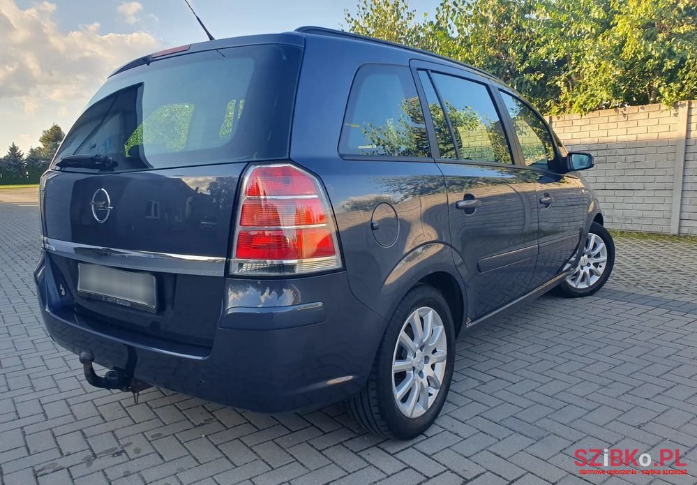 2007' Opel Zafira photo #5