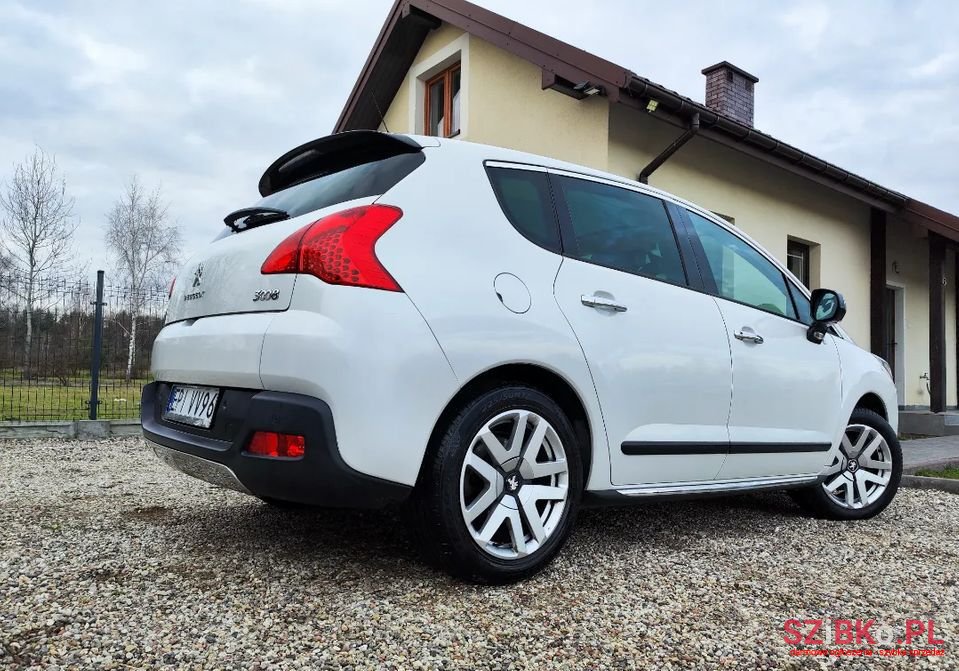 2012' Peugeot 3008 photo #3