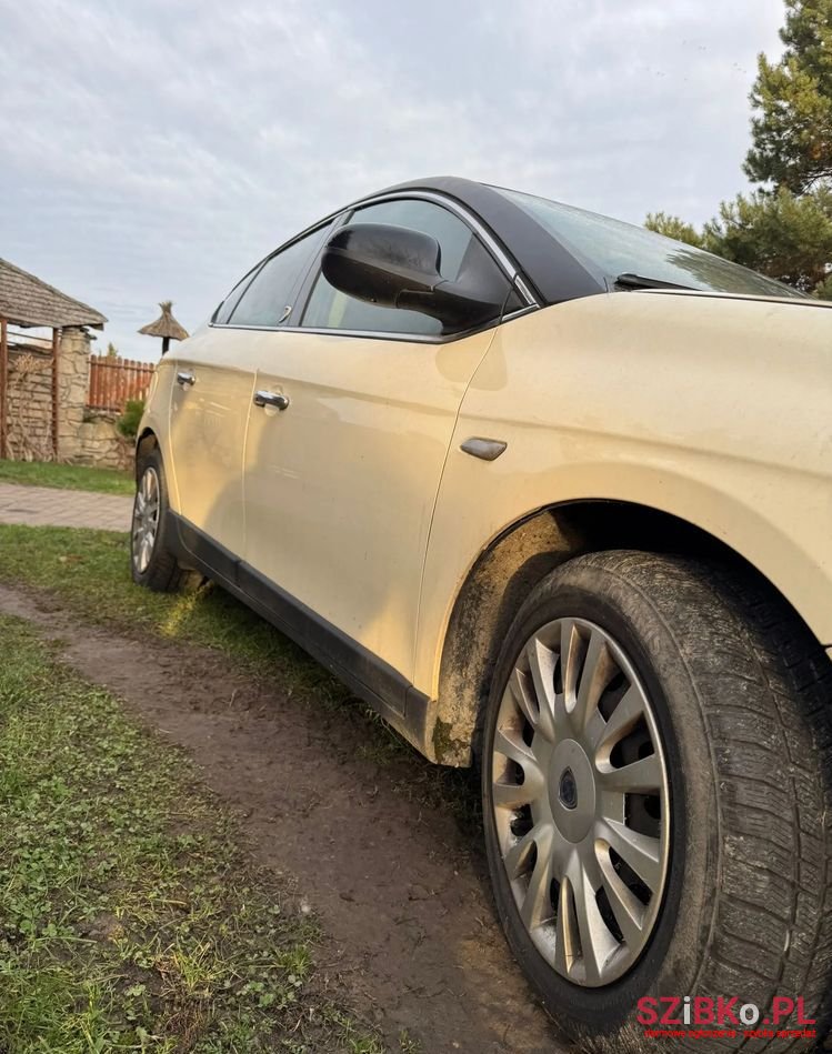 2009' Lancia Delta 2.0 Mj Platino photo #3