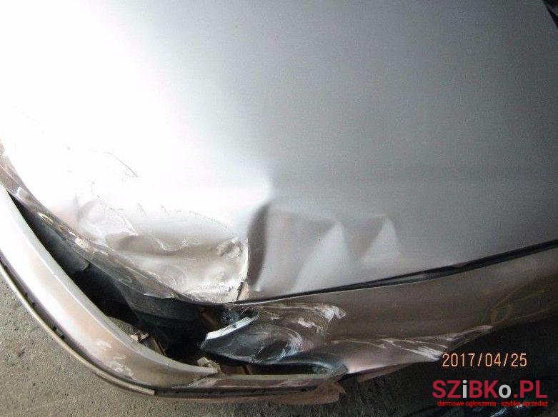 2002' Peugeot 406 photo #1