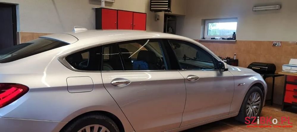 2010' BMW 5Gt photo #2