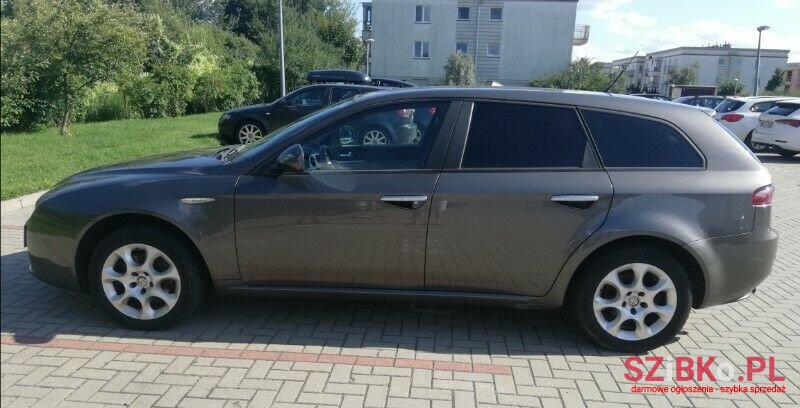 2007' Alfa Romeo 159 photo #3