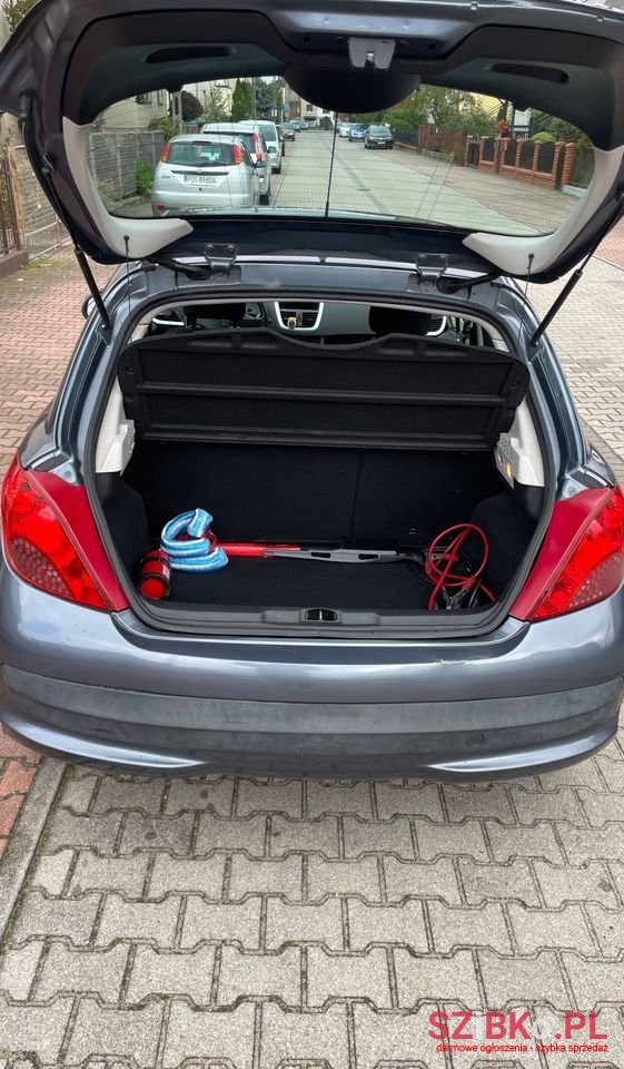 2007' Peugeot 207 1.4 16V Trendy photo #5