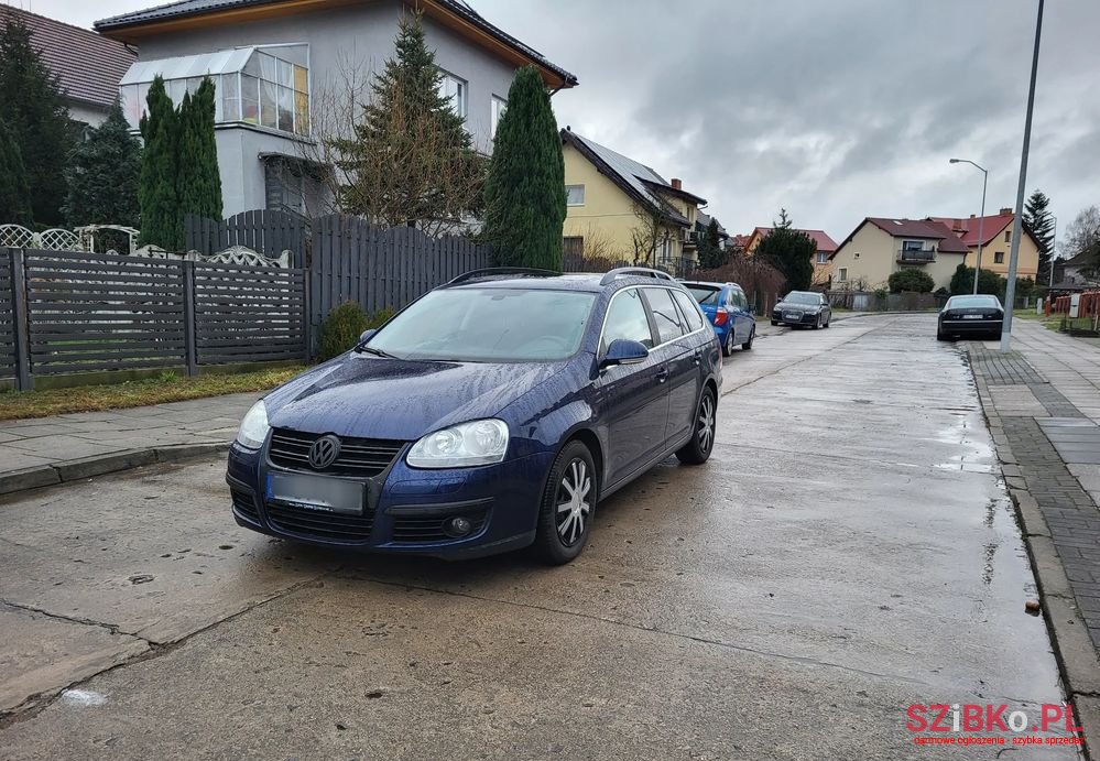 2007' Volkswagen Golf photo #1