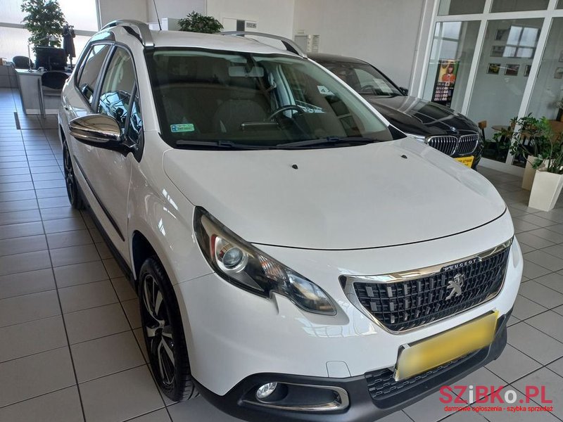 2017' Peugeot 2008 photo #3