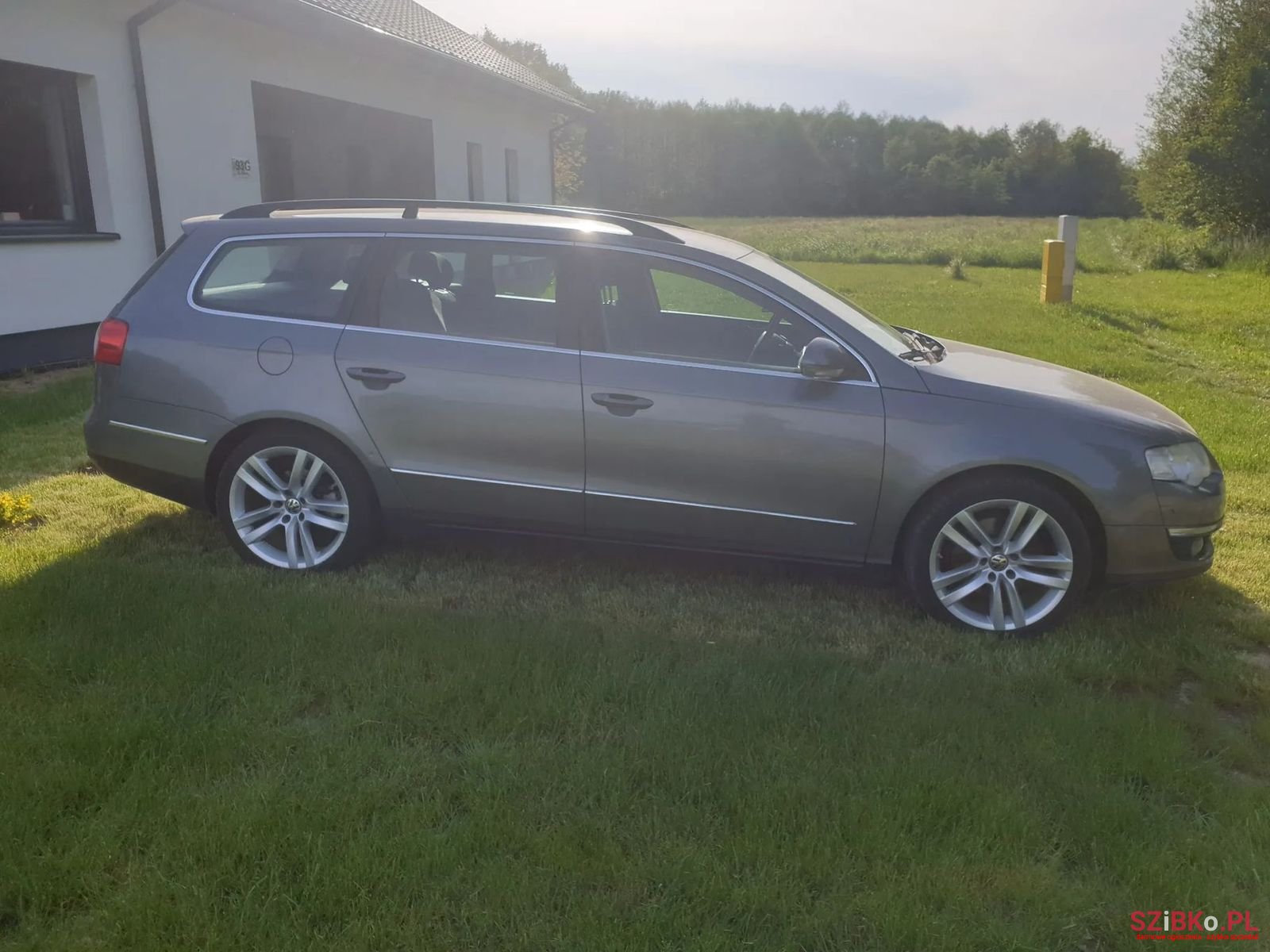 2007' Volkswagen Passat photo #6