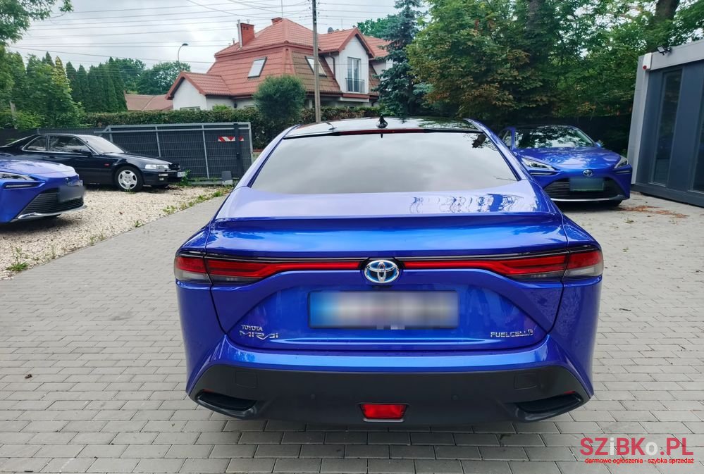 2021' Toyota Mirai Advanced photo #2