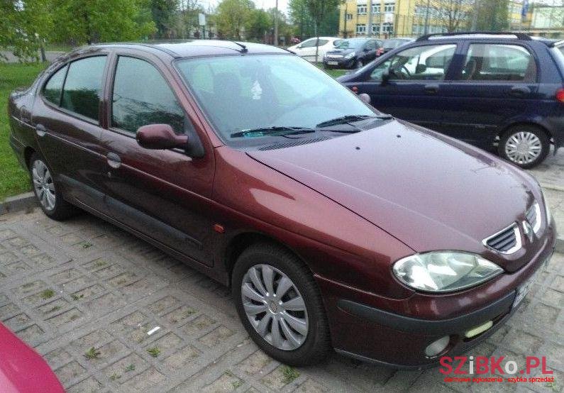 1999' Renault Megane photo #2