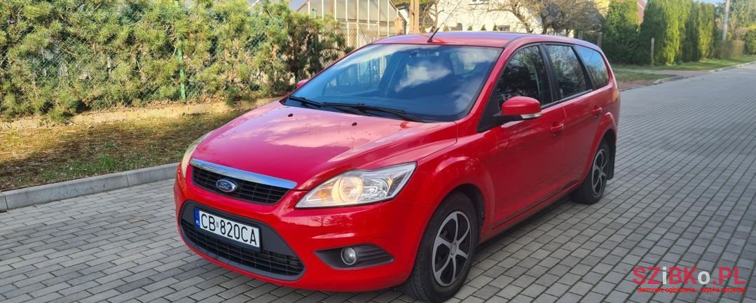 2009' Ford Focus photo #2