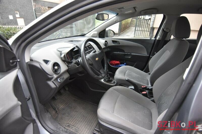 2013' Chevrolet Aveo photo #5