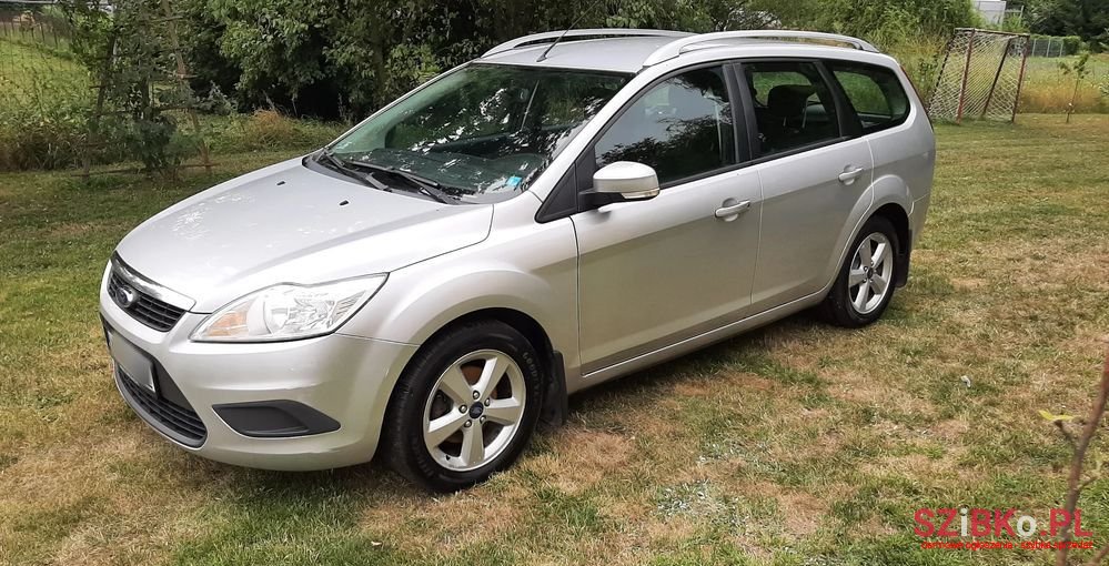 2010' Ford Focus 1.6 Tdci Ambiente photo #1