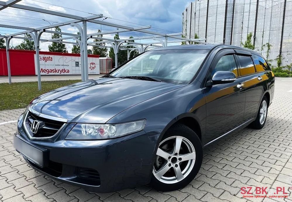 2004' Honda Accord 2.0 I Comfort photo #1