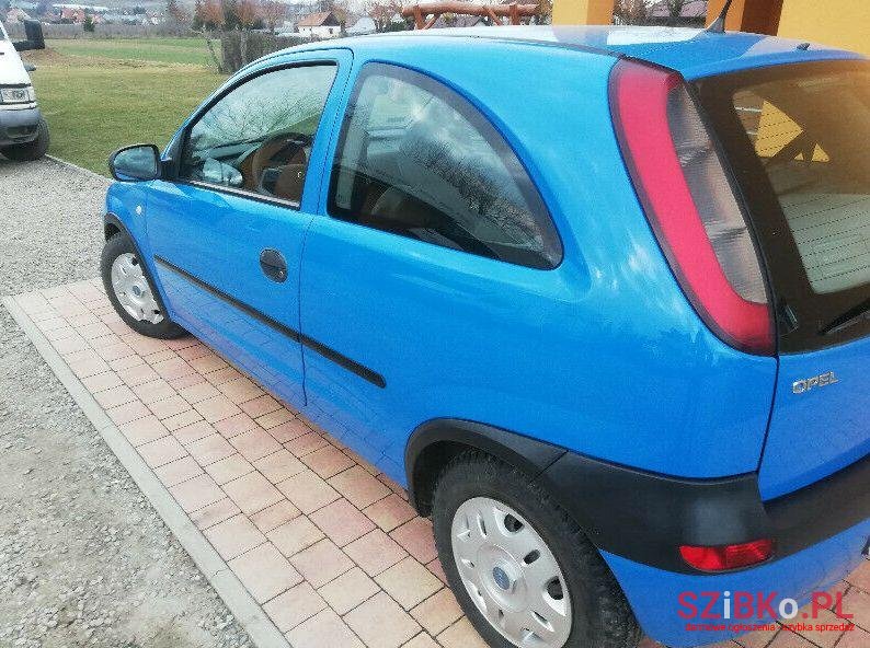 2001' Opel Corsa photo #1