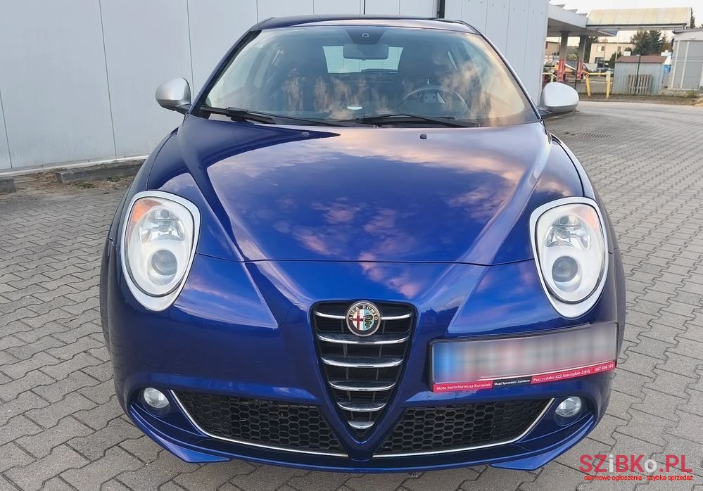 2011' Alfa Romeo MiTo photo #3