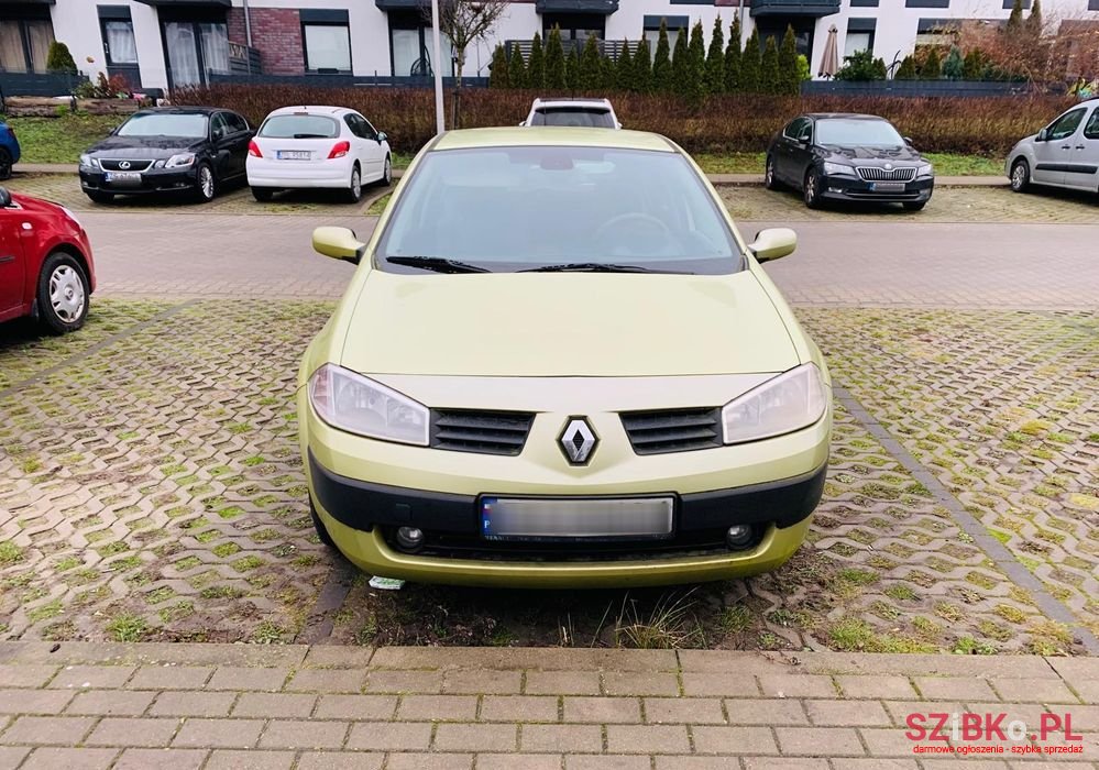 2003' Renault Megane 1.4 Luxe Privilege photo #2
