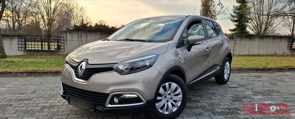 2013' Renault Captur 0.9 Energy Tce Life photo #1