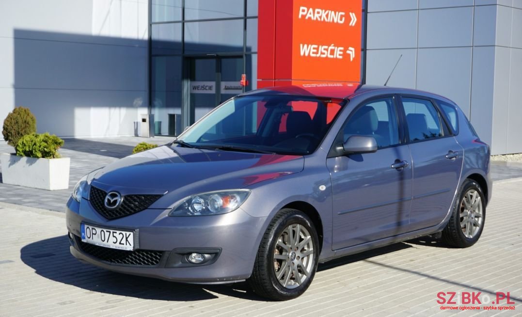 2006' Mazda 3 photo #1