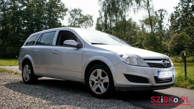 2009' Opel Astra photo #2