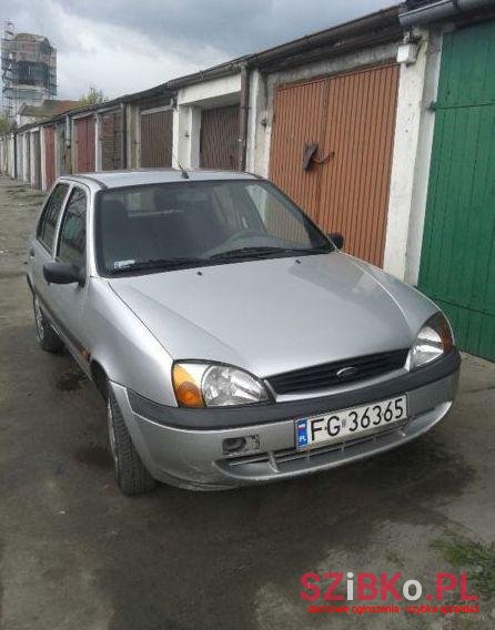 2000' Ford Fiesta photo #2