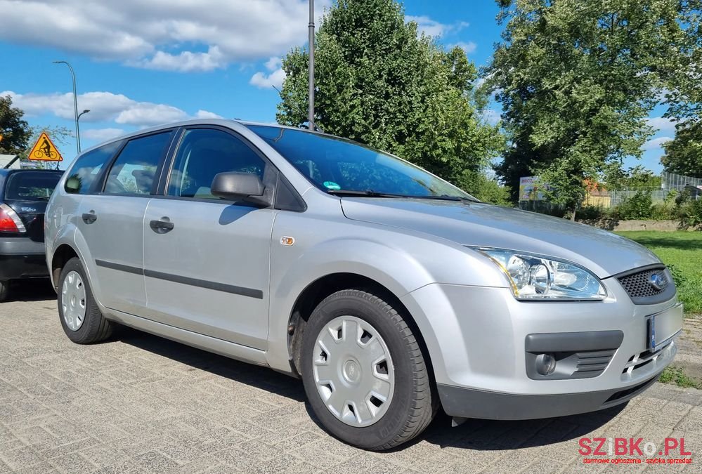 2006' Ford Focus 1.6 16V Silver Magic photo #1