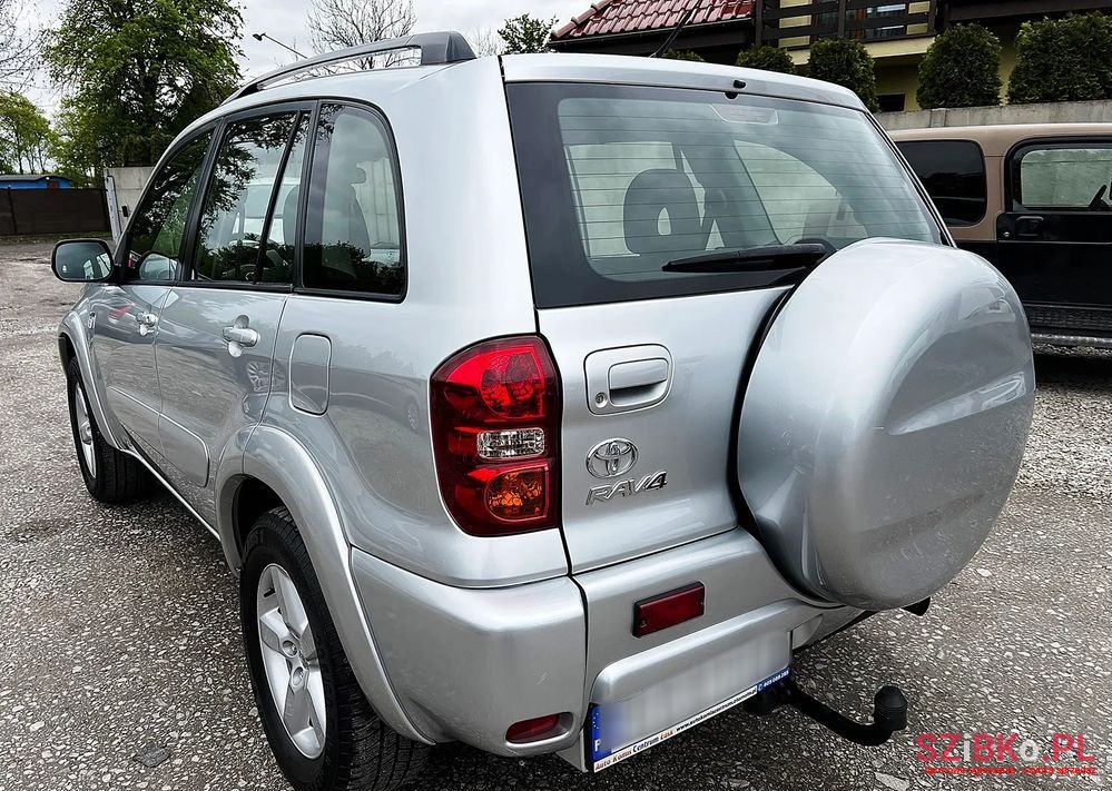 2005' Toyota RAV4 2.0 Vvt-I Sol photo #3