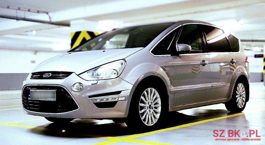 2011' Ford S-Max photo #1