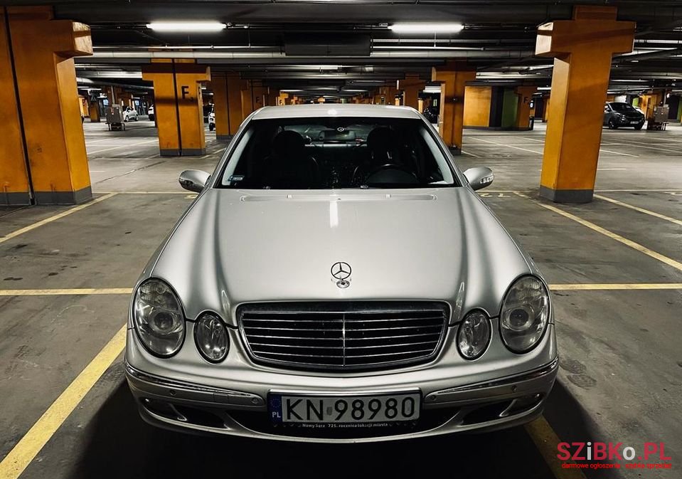 2005' Mercedes-Benz Klasa E photo #2