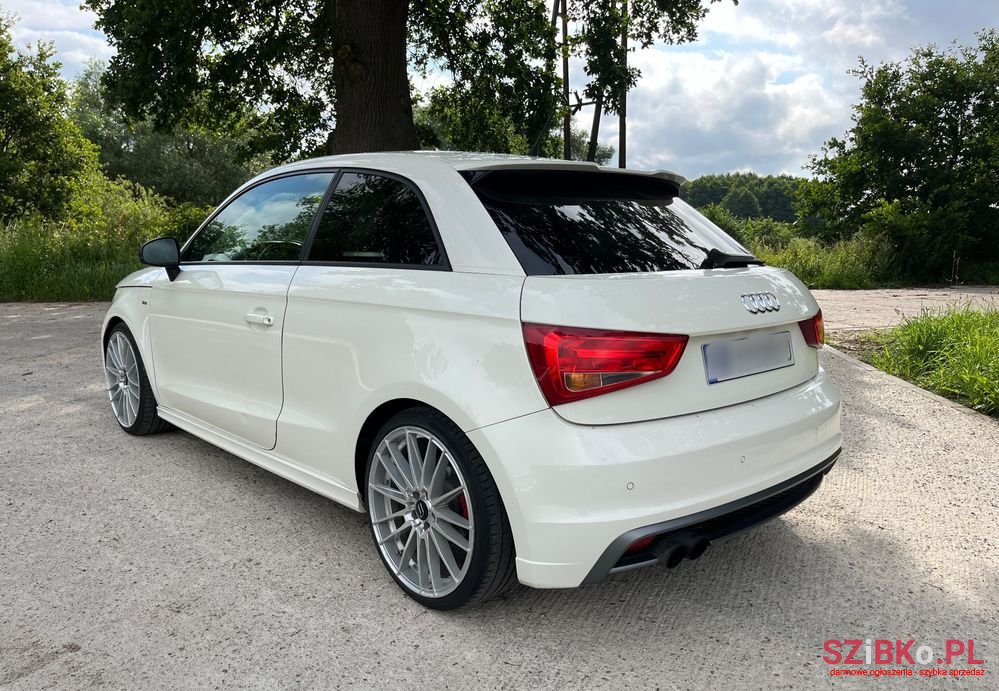 2011' Audi A1 2.0 Tdi S Line Sportpaket photo #4