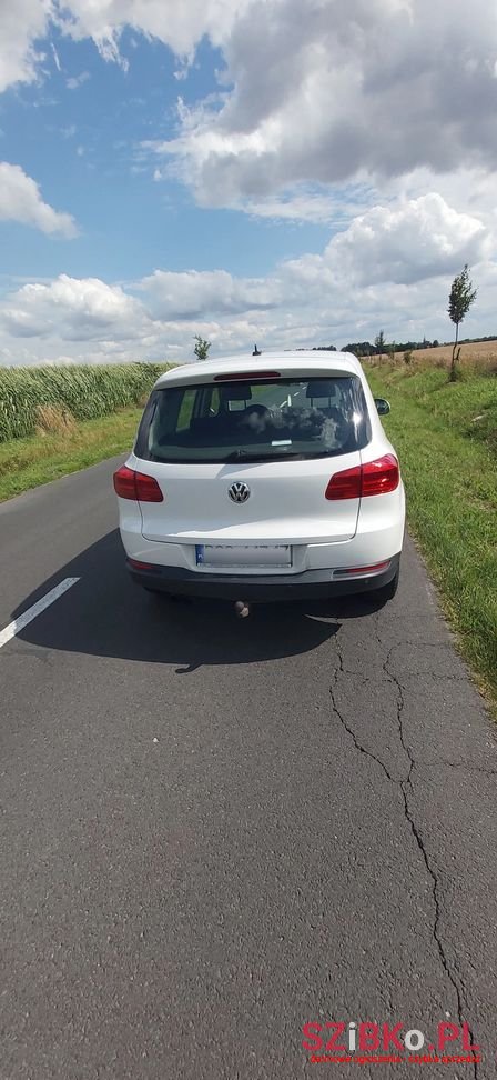 2012' Volkswagen Tiguan photo #6