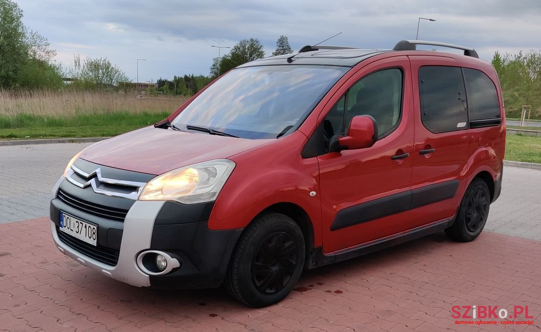 2011' Citroen Berlingo photo #1