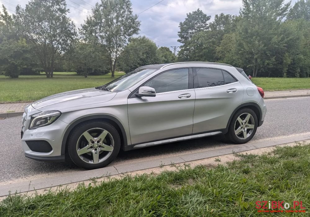 2014' Mercedes-Benz GLA photo #4