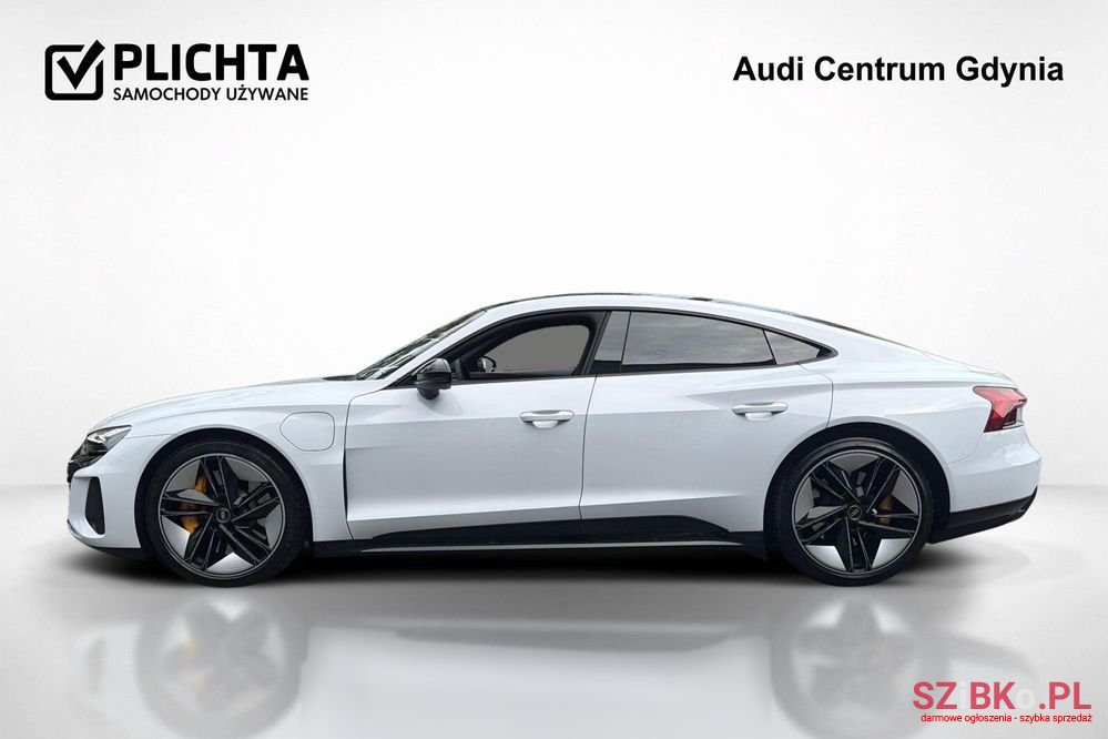 2023' Audi e-tron GT photo #2